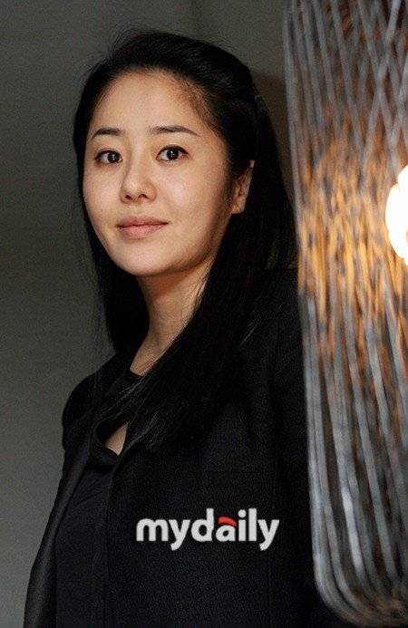 Ko Hyeon-jeong (고현정, Korean actress, miss korea, scriptwriter) @ HanCinema :: The Korean Movie and Drama Database - fullsizephoto409252