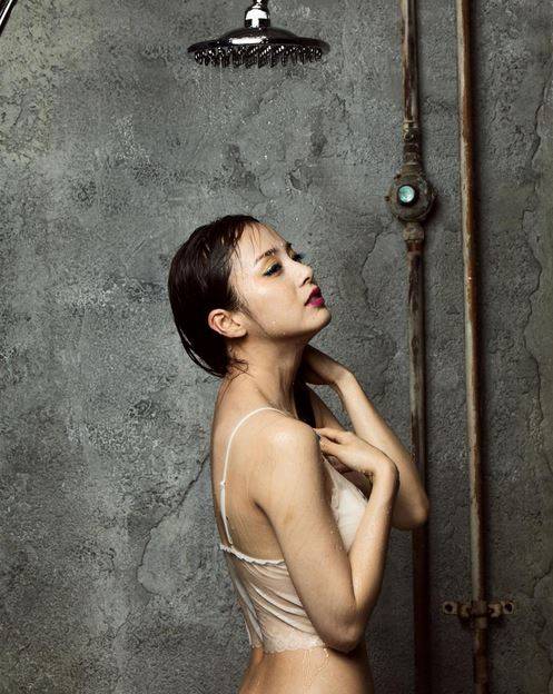 Kim Tae Hee S Sexy Fashion Pictorial From Past Hancinema The Korean Movie And Drama Database