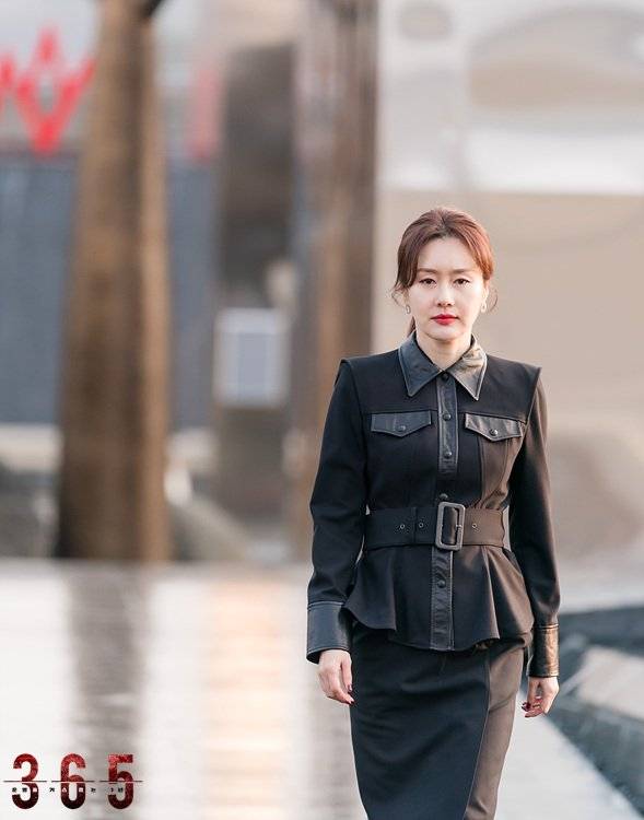 [Photos] New Stills Added for the Upcoming Korean Drama 