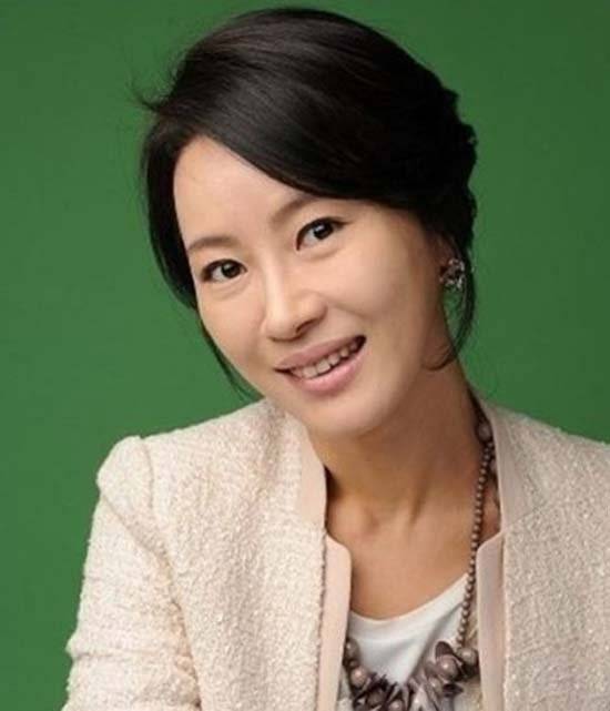 Ким Хи-Джон. Ким гён Хи. Kim Hee-Jung (actress, born 1992). Ким Хисон фото.