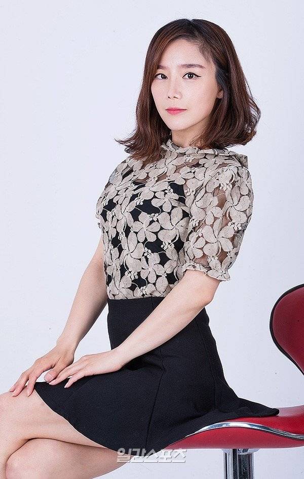 Korean Actress Chae Lee Dam