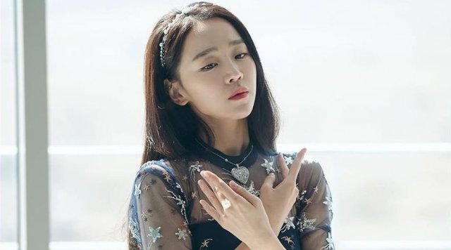 [Photos] First Shin Hye-sun Stills Added for the Upcoming Korean Drama ...